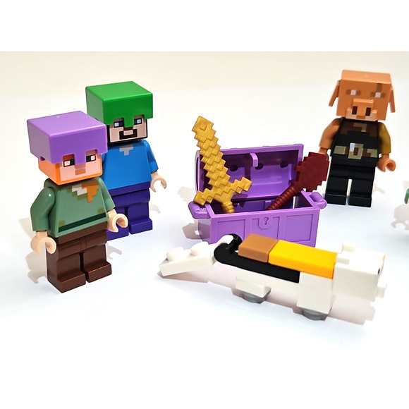 Lego Minecraft Minifigure Play Pack - 5 Fun Figures w/ Accessories - Picture 2 of 5